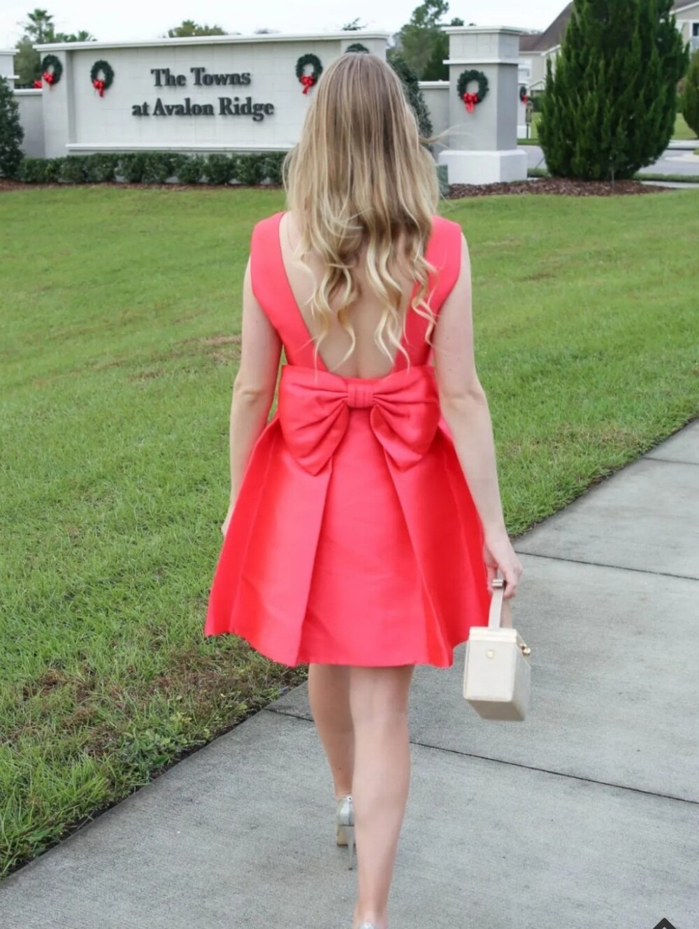 Kate Spade Coral Pink Open Back Bow Fit & Flare Pleated Dress Size 2
